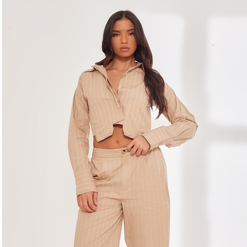 Pretty Little Thing Stone‎ Poplin Pinstripe Pocket Detail Cropped Shirt Size 2